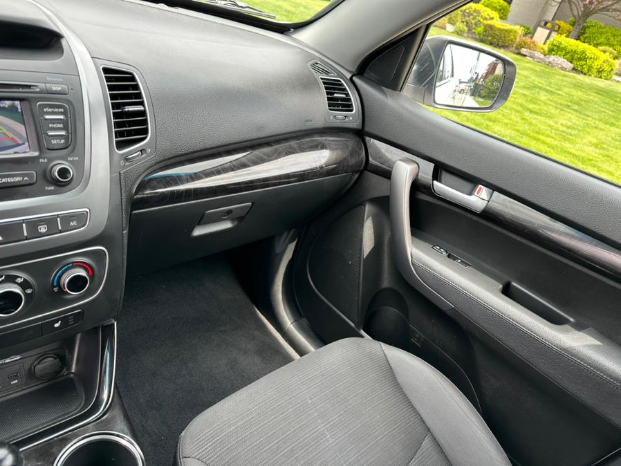 2015 Kia Sorento AWD 4dr I4 LX, available for sale in Copiague, New York | Great Buy Auto Sales. Copiague, New York 2015 Kia Sorento AWD 4dr I4 LX, available for sale in Copiague, New York | Great Buy Auto Sales. Copiague, New York