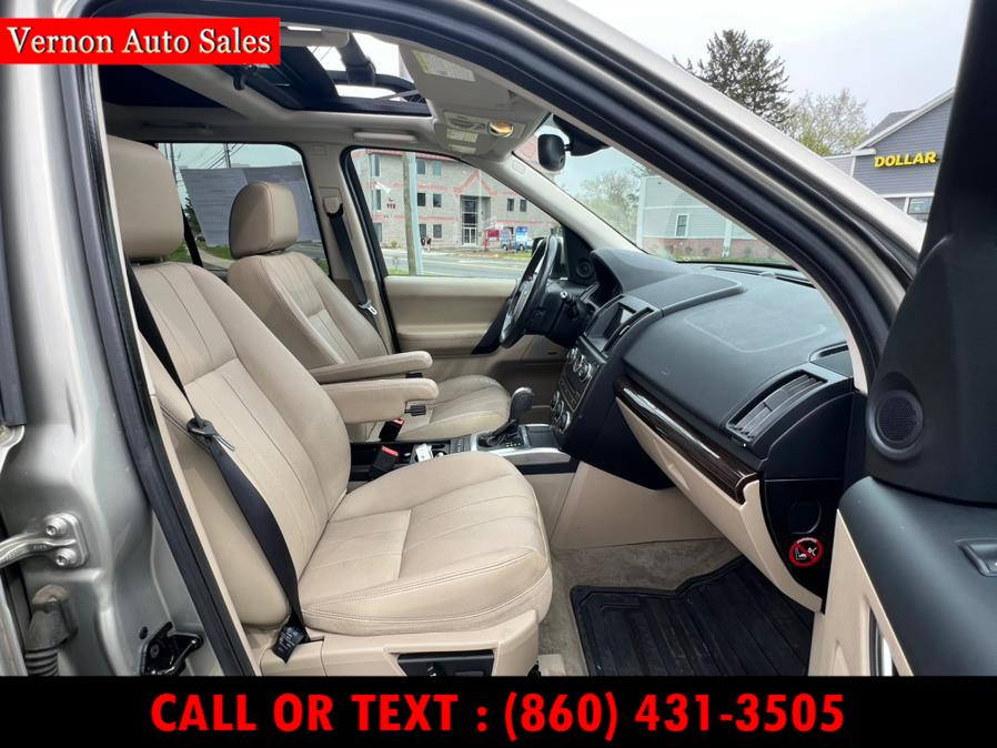 2014 Land Rover LR2 AWD 4dr, available for sale in Manchester, Connecticut | Vernon Auto Sale & Service. Manchester, Connecticut 2014 Land Rover LR2 AWD 4dr, available for sale in Manchester, Connecticut | Vernon Auto Sale & Service. Manchester, Connecticut