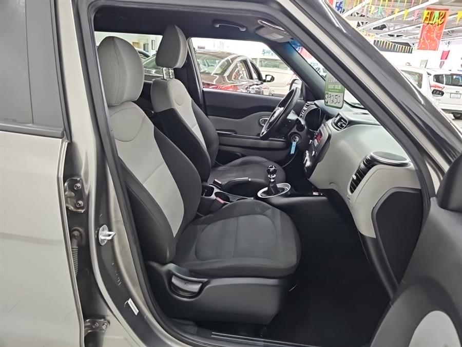 2015 Kia Soul 5dr Wgn Auto Base, available for sale in West Haven, Connecticut | Auto Fair Inc.. West Haven, Connecticut 2015 Kia Soul 5dr Wgn Auto Base, available for sale in West Haven, Connecticut | Auto Fair Inc.. West Haven, Connecticut