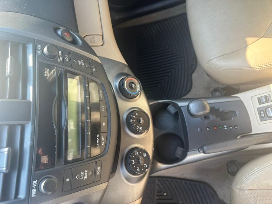 2011 Toyota RAV4 4WD 4dr 4-cyl 4-Spd AT, available for sale in Bridgeport, Connecticut | CT Auto. Bridgeport, Connecticut 2011 Toyota RAV4 4WD 4dr 4-cyl 4-Spd AT, available for sale in Bridgeport, Connecticut | CT Auto. Bridgeport, Connecticut