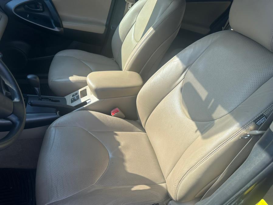 2011 Toyota RAV4 4WD 4dr 4-cyl 4-Spd AT, available for sale in Bridgeport, Connecticut | CT Auto. Bridgeport, Connecticut 2011 Toyota RAV4 4WD 4dr 4-cyl 4-Spd AT, available for sale in Bridgeport, Connecticut | CT Auto. Bridgeport, Connecticut
