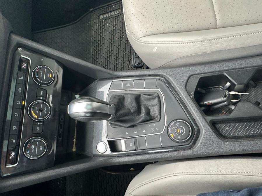2019 Volkswagen Tiguan 2.0T SEL R-Line 4MOTION, available for sale in Bridgeport, Connecticut | CT Auto. Bridgeport, Connecticut 2019 Volkswagen Tiguan 2.0T SEL R-Line 4MOTION, available for sale in Bridgeport, Connecticut | CT Auto. Bridgeport, Connecticut