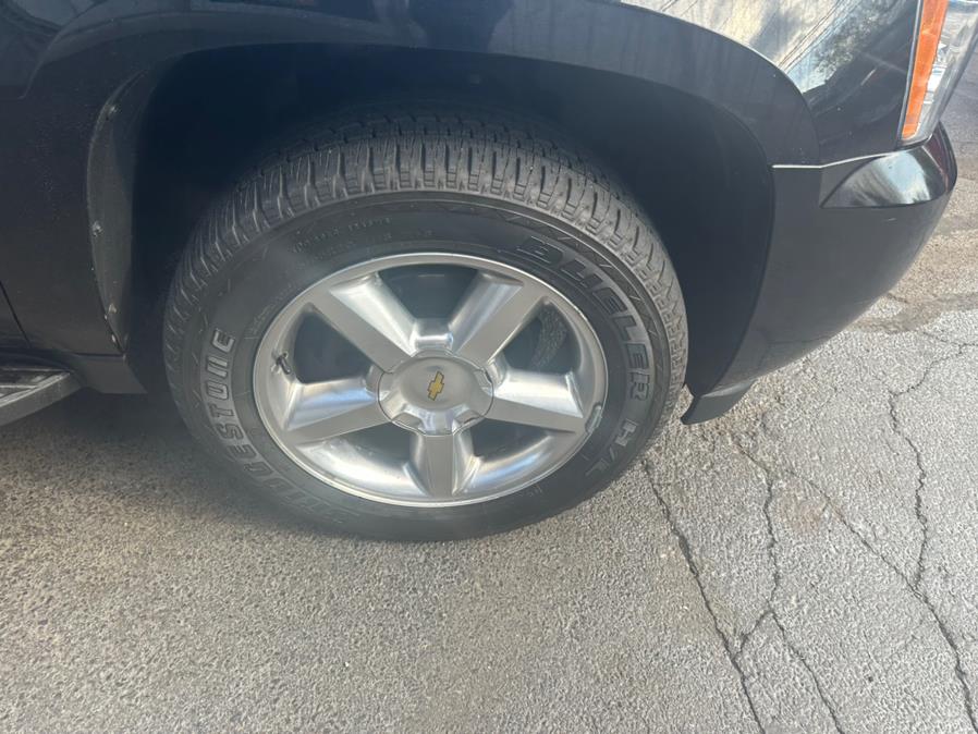 2013 Chevrolet Avalanche 4WD Crew Cab Diamond Edition, available for sale in Bridgeport, Connecticut | CT Auto. Bridgeport, Connecticut 2013 Chevrolet Avalanche 4WD Crew Cab Diamond Edition, available for sale in Bridgeport, Connecticut | CT Auto. Bridgeport, Connecticut