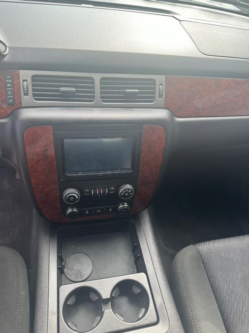 2013 Chevrolet Avalanche 4WD Crew Cab Diamond Edition, available for sale in Bridgeport, Connecticut | CT Auto. Bridgeport, Connecticut 2013 Chevrolet Avalanche 4WD Crew Cab Diamond Edition, available for sale in Bridgeport, Connecticut | CT Auto. Bridgeport, Connecticut