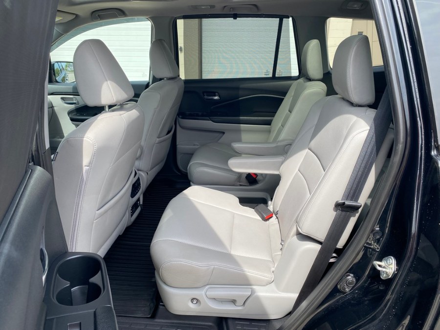 2018 Honda Pilot Elite AWD, available for sale in West Springfield, Massachusetts | Union Street Auto Sales. West Springfield, Massachusetts 2018 Honda Pilot Elite AWD, available for sale in West Springfield, Massachusetts | Union Street Auto Sales. West Springfield, Massachusetts