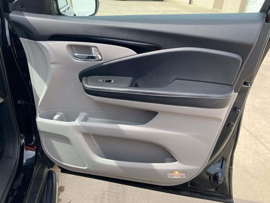 2018 Honda Pilot Elite AWD, available for sale in West Springfield, Massachusetts | Union Street Auto Sales. West Springfield, Massachusetts 2018 Honda Pilot Elite AWD, available for sale in West Springfield, Massachusetts | Union Street Auto Sales. West Springfield, Massachusetts