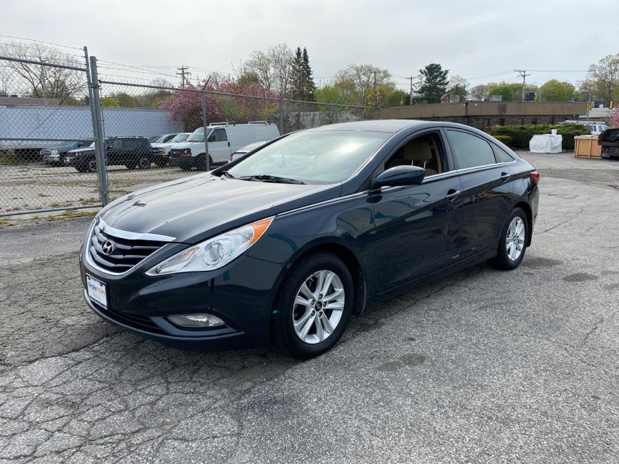 2013 Hyundai Sonata 4dr Sdn 2.4L Auto GLS *Ltd Avail*, available for sale in Milford, Connecticut | Dealertown Auto Wholesalers. Milford, Connecticut 2013 Hyundai Sonata 4dr Sdn 2.4L Auto GLS *Ltd Avail*, available for sale in Milford, Connecticut | Dealertown Auto Wholesalers. Milford, Connecticut