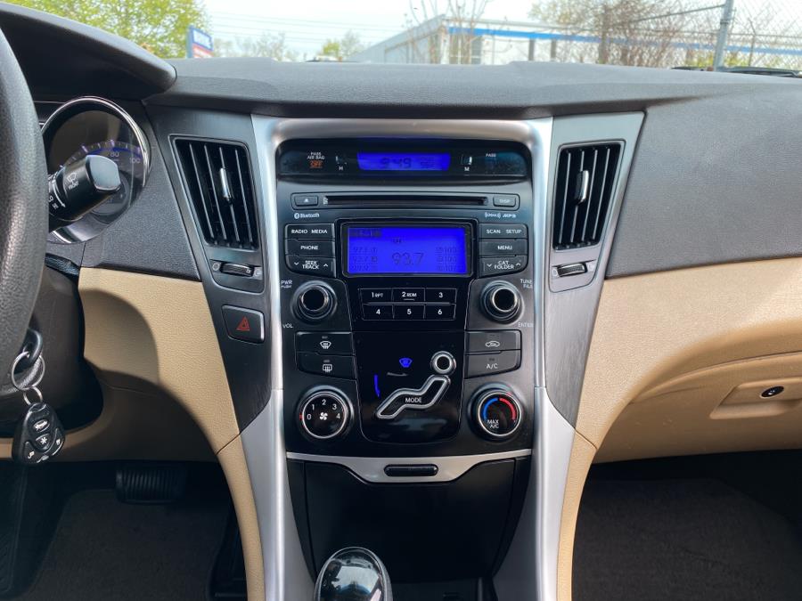 2013 Hyundai Sonata 4dr Sdn 2.4L Auto GLS *Ltd Avail*, available for sale in Milford, Connecticut | Dealertown Auto Wholesalers. Milford, Connecticut 2013 Hyundai Sonata 4dr Sdn 2.4L Auto GLS *Ltd Avail*, available for sale in Milford, Connecticut | Dealertown Auto Wholesalers. Milford, Connecticut