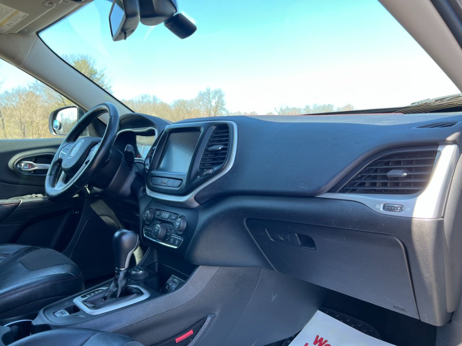 2015 Jeep Cherokee 4WD 4dr Trailhawk, available for sale in Ortonville, Michigan | Marsh Auto Sales LLC. Ortonville, Michigan 2015 Jeep Cherokee 4WD 4dr Trailhawk, available for sale in Ortonville, Michigan | Marsh Auto Sales LLC. Ortonville, Michigan
