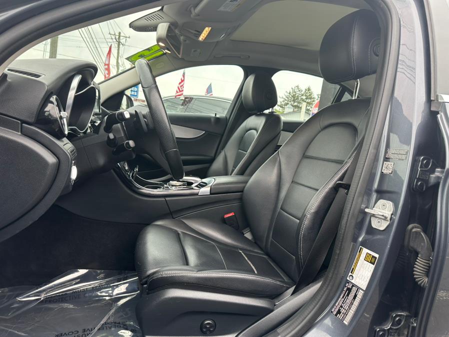 2015 Mercedes-Benz C-Class 4dr Sdn C300 4MATIC, available for sale in Linden, New Jersey | Champion Used Auto Sales. Linden, New Jersey 2015 Mercedes-Benz C-Class 4dr Sdn C300 4MATIC, available for sale in Linden, New Jersey | Champion Used Auto Sales. Linden, New Jersey