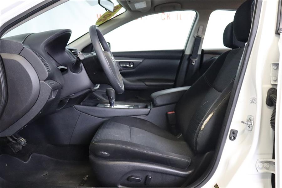 2016 Nissan Altima 2.5, available for sale in Paterson, New Jersey | Fast Track Motors. Paterson, New Jersey 2016 Nissan Altima 2.5, available for sale in Paterson, New Jersey | Fast Track Motors. Paterson, New Jersey