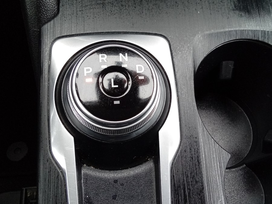 2021 Ford Escape SEL FWD, available for sale in Irvington, New Jersey | NJ Used Cars Center. Irvington, New Jersey 2021 Ford Escape SEL FWD, available for sale in Irvington, New Jersey | NJ Used Cars Center. Irvington, New Jersey