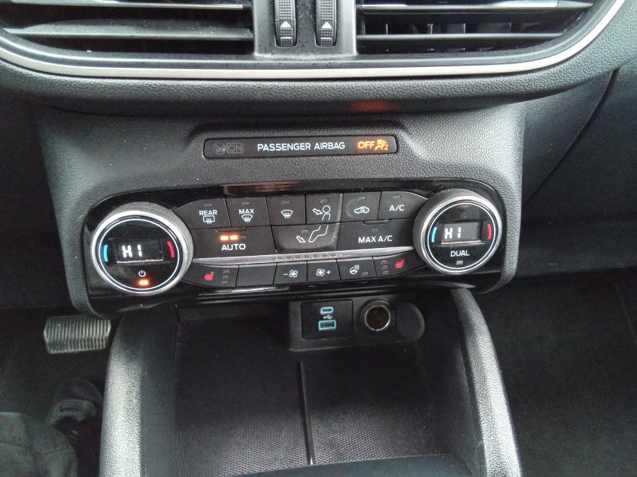 2021 Ford Escape SEL FWD, available for sale in Irvington, New Jersey | NJ Used Cars Center. Irvington, New Jersey 2021 Ford Escape SEL FWD, available for sale in Irvington, New Jersey | NJ Used Cars Center. Irvington, New Jersey