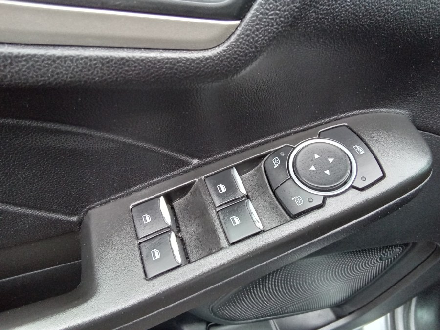 2021 Ford Escape SEL FWD, available for sale in Irvington, New Jersey | NJ Used Cars Center. Irvington, New Jersey 2021 Ford Escape SEL FWD, available for sale in Irvington, New Jersey | NJ Used Cars Center. Irvington, New Jersey