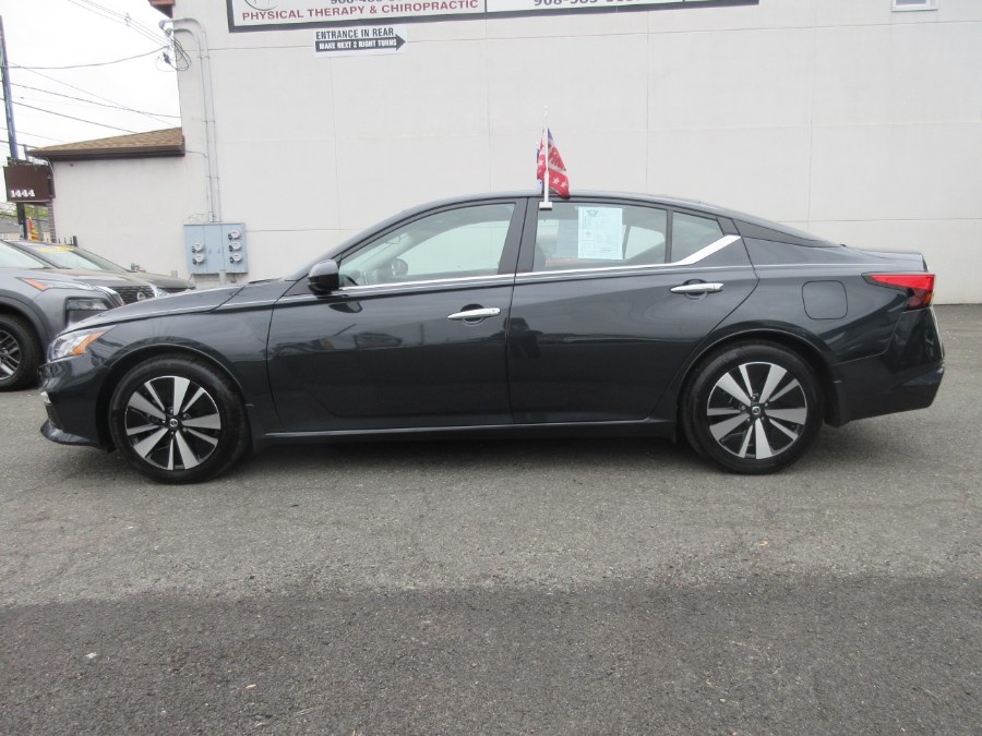 2022 Nissan Altima 2.5 SV Sedan, available for sale in Linden, New Jersey | Route 27 Auto Mall. Linden, New Jersey 2022 Nissan Altima 2.5 SV Sedan, available for sale in Linden, New Jersey | Route 27 Auto Mall. Linden, New Jersey
