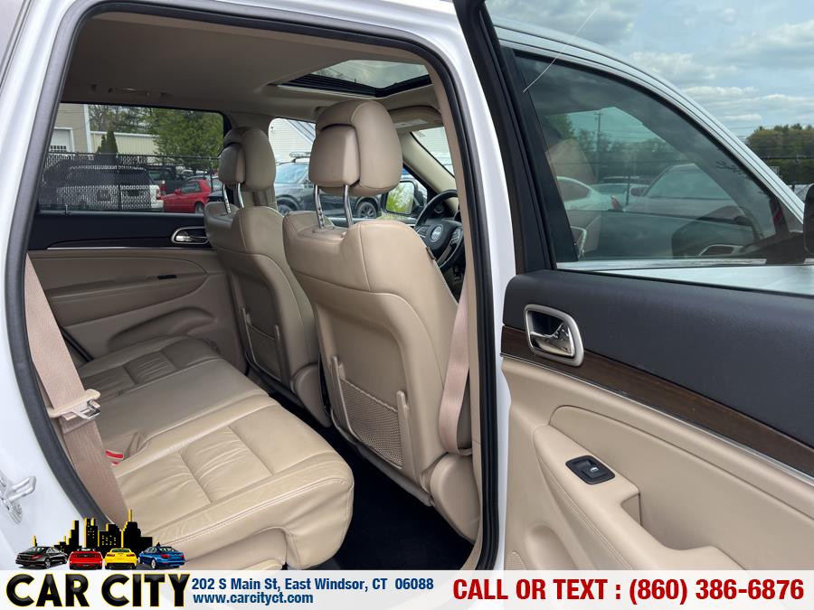 2015 Jeep Grand Cherokee 4WD 4dr Limited, available for sale in East Windsor, Connecticut | Car City LLC. East Windsor, Connecticut 2015 Jeep Grand Cherokee 4WD 4dr Limited, available for sale in East Windsor, Connecticut | Car City LLC. East Windsor, Connecticut