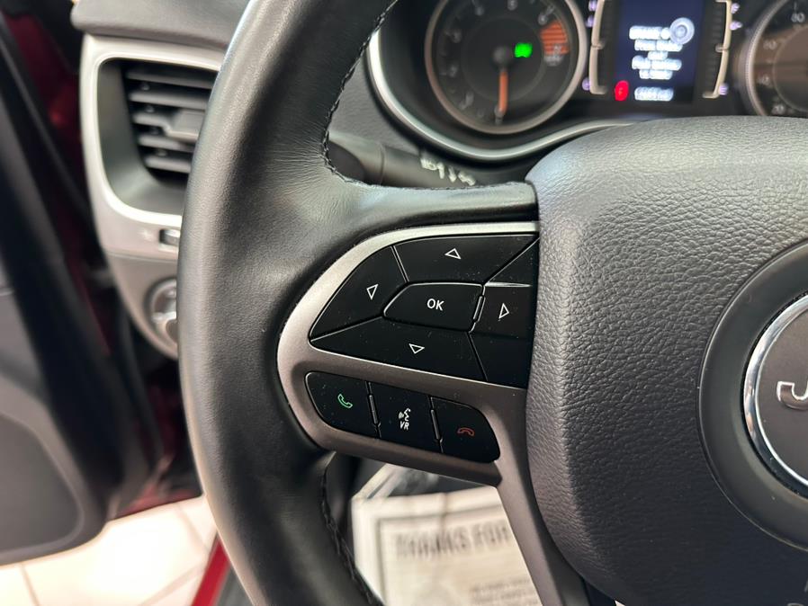 2019 Jeep Cherokee Latitude Plus 4x4, available for sale in Massapequa Park, New York | Power Motors East. Massapequa Park, New York 2019 Jeep Cherokee Latitude Plus 4x4, available for sale in Massapequa Park, New York | Power Motors East. Massapequa Park, New York