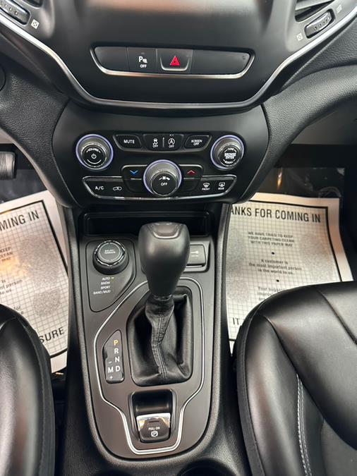 2019 Jeep Cherokee Latitude Plus 4x4, available for sale in Massapequa Park, New York | Power Motors East. Massapequa Park, New York 2019 Jeep Cherokee Latitude Plus 4x4, available for sale in Massapequa Park, New York | Power Motors East. Massapequa Park, New York