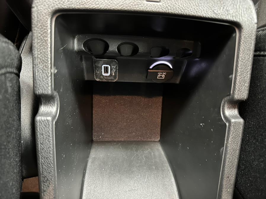 2019 Jeep Cherokee Latitude Plus 4x4, available for sale in Massapequa Park, New York | Power Motors East. Massapequa Park, New York 2019 Jeep Cherokee Latitude Plus 4x4, available for sale in Massapequa Park, New York | Power Motors East. Massapequa Park, New York