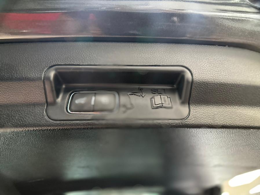 2020 Ford Explorer Limited 4WD, available for sale in Massapequa Park, New York | Power Motors East. Massapequa Park, New York 2020 Ford Explorer Limited 4WD, available for sale in Massapequa Park, New York | Power Motors East. Massapequa Park, New York