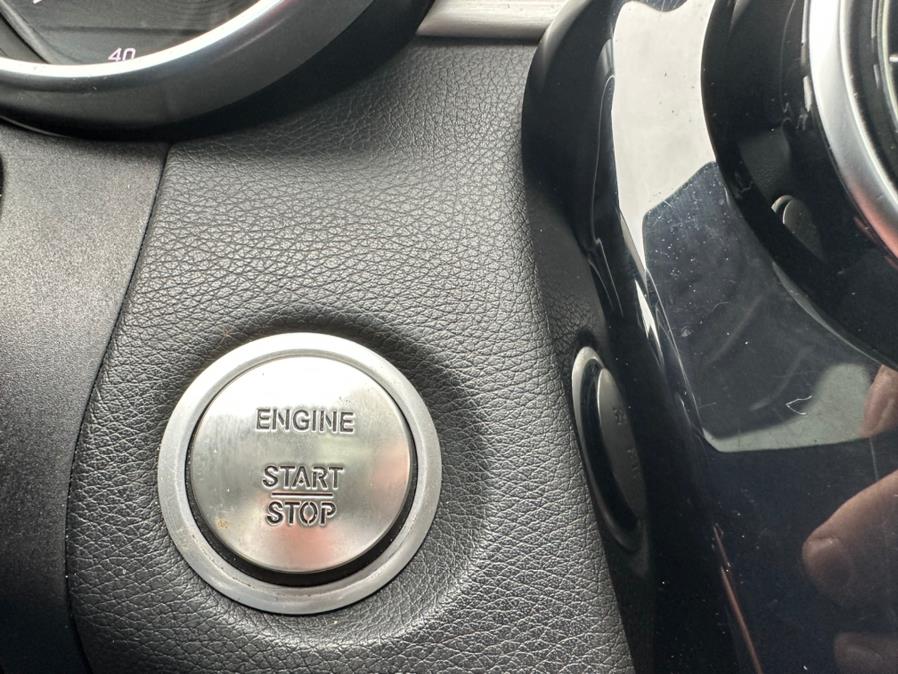 2015 Mercedes-Benz C-Class 4dr Sdn C300 4MATIC, available for sale in Linden, New Jersey | Champion Auto Sales. Linden, New Jersey 2015 Mercedes-Benz C-Class 4dr Sdn C300 4MATIC, available for sale in Linden, New Jersey | Champion Auto Sales. Linden, New Jersey