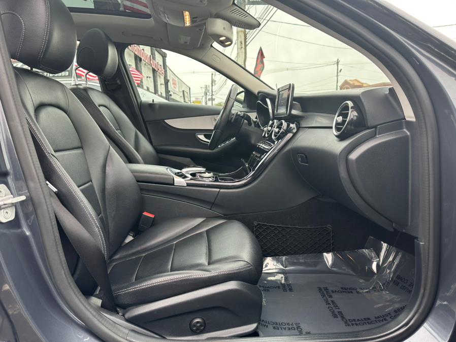 2015 Mercedes-Benz C-Class 4dr Sdn C300 4MATIC, available for sale in Linden, New Jersey | Champion Auto Sales. Linden, New Jersey 2015 Mercedes-Benz C-Class 4dr Sdn C300 4MATIC, available for sale in Linden, New Jersey | Champion Auto Sales. Linden, New Jersey