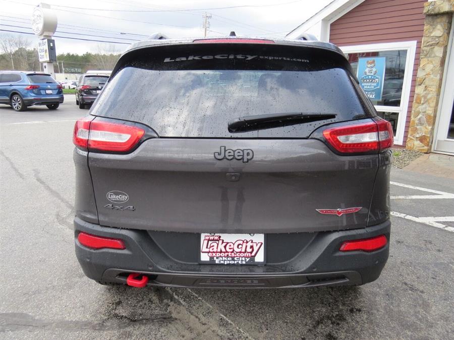 2018 Jeep Cherokee Trailhawk 4x4 4dr SUV, available for sale in Auburn, Maine | Lake City Exports Inc. Auburn, Maine 2018 Jeep Cherokee Trailhawk 4x4 4dr SUV, available for sale in Auburn, Maine | Lake City Exports Inc. Auburn, Maine