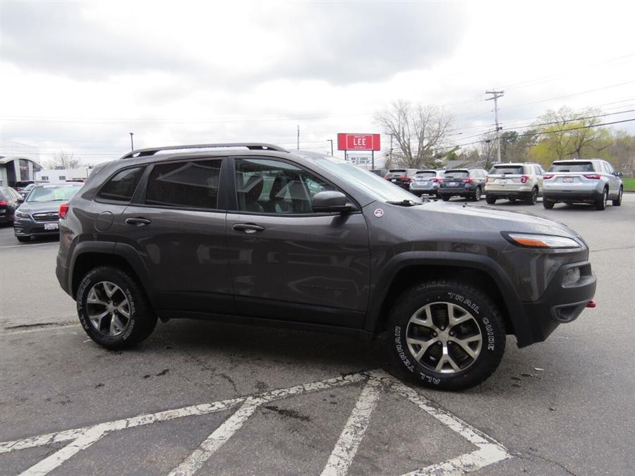 2018 Jeep Cherokee Trailhawk 4x4 4dr SUV, available for sale in Auburn, Maine | Lake City Exports Inc. Auburn, Maine 2018 Jeep Cherokee Trailhawk 4x4 4dr SUV, available for sale in Auburn, Maine | Lake City Exports Inc. Auburn, Maine