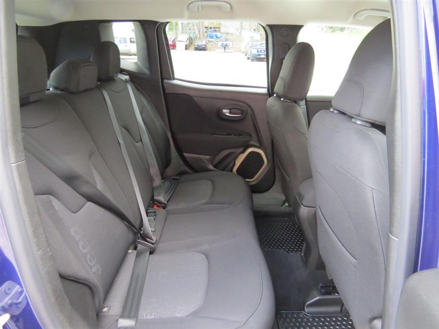 2016 Jeep Renegade Latitude 4x4 4dr SUV, available for sale in Auburn, Maine | Lake City Exports Inc. Auburn, Maine 2016 Jeep Renegade Latitude 4x4 4dr SUV, available for sale in Auburn, Maine | Lake City Exports Inc. Auburn, Maine