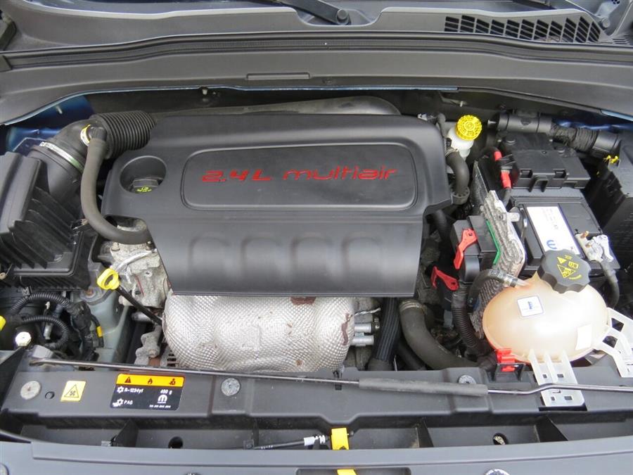 2016 Jeep Renegade Latitude 4x4 4dr SUV, available for sale in Auburn, Maine | Lake City Exports Inc. Auburn, Maine 2016 Jeep Renegade Latitude 4x4 4dr SUV, available for sale in Auburn, Maine | Lake City Exports Inc. Auburn, Maine