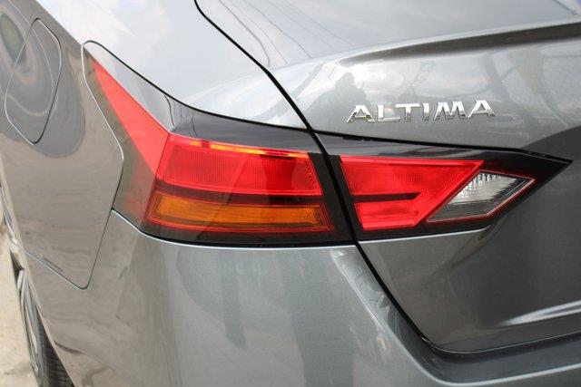 2021 Nissan Altima 2.5 SR, available for sale in Elmont, New York | NY Luxury Motors. Elmont, New York 2021 Nissan Altima 2.5 SR, available for sale in Elmont, New York | NY Luxury Motors. Elmont, New York