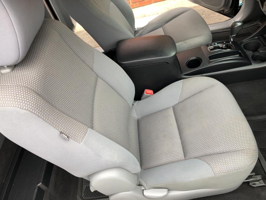 2015 Toyota Tacoma 4WD Access Cab AT, available for sale in Waterbury, Connecticut | National Auto Brokers, Inc.. Waterbury, Connecticut 2015 Toyota Tacoma 4WD Access Cab AT, available for sale in Waterbury, Connecticut | National Auto Brokers, Inc.. Waterbury, Connecticut