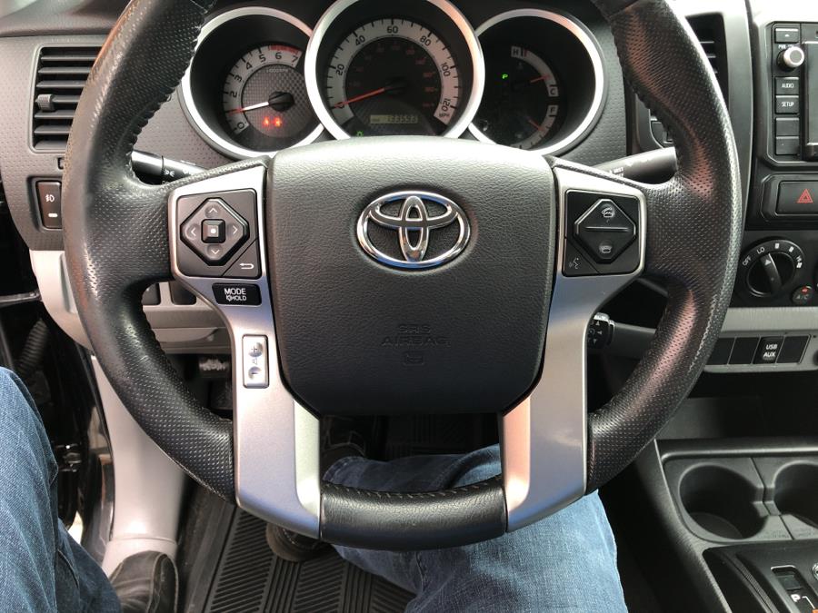 2015 Toyota Tacoma 4WD Access Cab AT, available for sale in Waterbury, Connecticut | National Auto Brokers, Inc.. Waterbury, Connecticut 2015 Toyota Tacoma 4WD Access Cab AT, available for sale in Waterbury, Connecticut | National Auto Brokers, Inc.. Waterbury, Connecticut