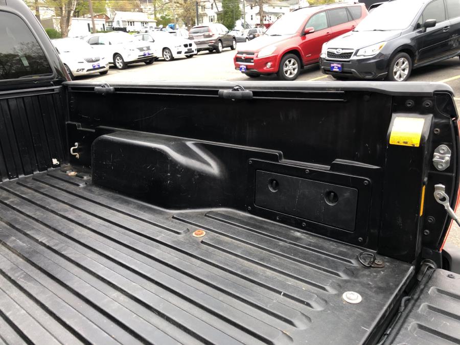2015 Toyota Tacoma 4WD Access Cab AT, available for sale in Waterbury, Connecticut | National Auto Brokers, Inc.. Waterbury, Connecticut 2015 Toyota Tacoma 4WD Access Cab AT, available for sale in Waterbury, Connecticut | National Auto Brokers, Inc.. Waterbury, Connecticut