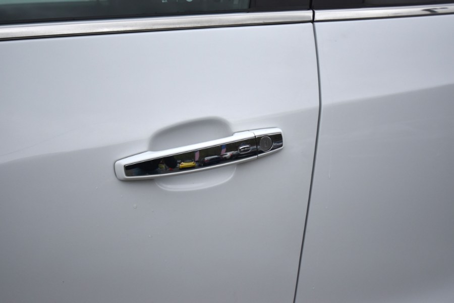 2020 Buick Encore AWD 4dr Essence, available for sale in Waterbury, Connecticut | Highline Car Connection. Waterbury, Connecticut 2020 Buick Encore AWD 4dr Essence, available for sale in Waterbury, Connecticut | Highline Car Connection. Waterbury, Connecticut