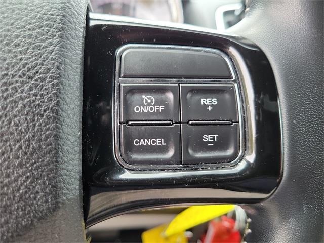2020 Dodge Grand Caravan SXT, available for sale in Stratford, Connecticut | Wiz Leasing Inc. Stratford, Connecticut 2020 Dodge Grand Caravan SXT, available for sale in Stratford, Connecticut | Wiz Leasing Inc. Stratford, Connecticut