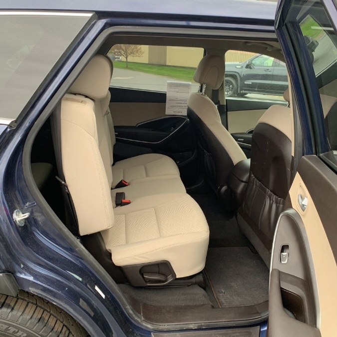 2017 Hyundai Santa Fe SE 3.3L Automatic AWD, available for sale in Brooklyn, New York | Top Line Auto Inc.. Brooklyn, New York 2017 Hyundai Santa Fe SE 3.3L Automatic AWD, available for sale in Brooklyn, New York | Top Line Auto Inc.. Brooklyn, New York