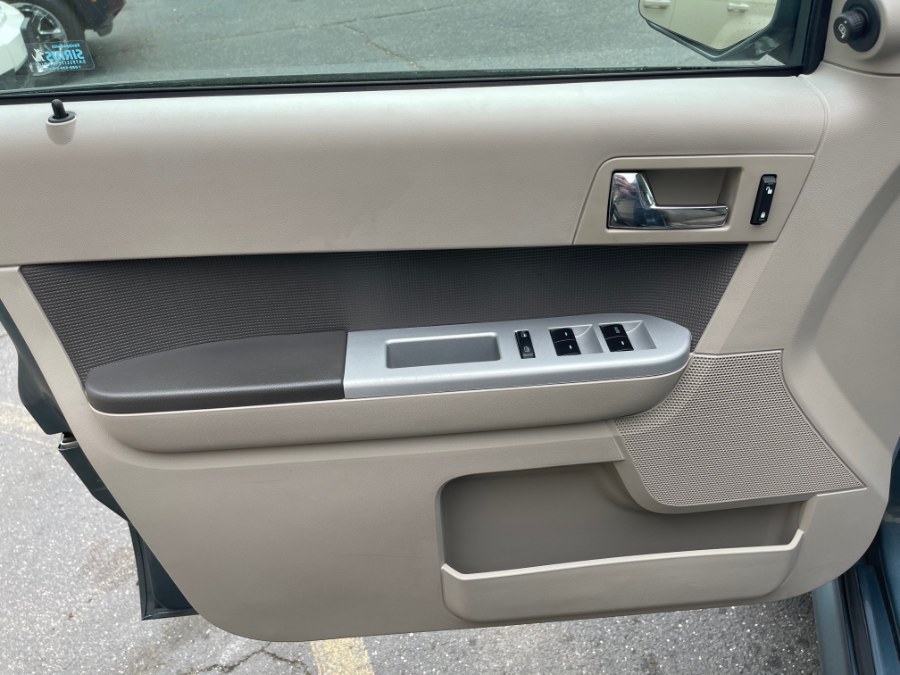 2010 Mercury Mariner 4WD 4dr Premier, available for sale in Huntington Station, New York | My Auto Inc.. Huntington Station, New York 2010 Mercury Mariner 4WD 4dr Premier, available for sale in Huntington Station, New York | My Auto Inc.. Huntington Station, New York