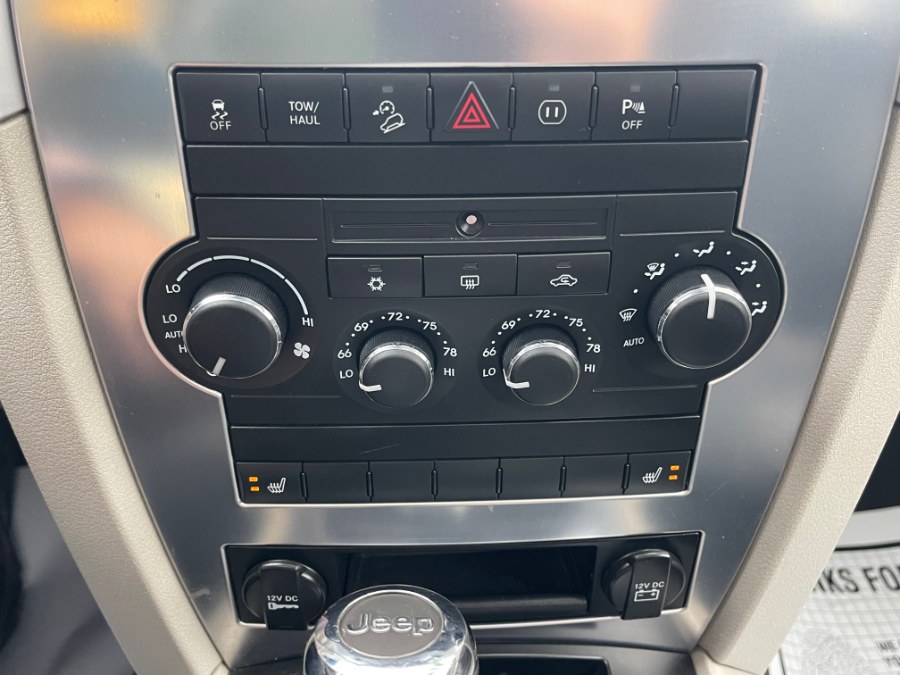 2010 Jeep Grand Cherokee 4WD 4dr Limited, available for sale in Huntington Station, New York | My Auto Inc.. Huntington Station, New York 2010 Jeep Grand Cherokee 4WD 4dr Limited, available for sale in Huntington Station, New York | My Auto Inc.. Huntington Station, New York