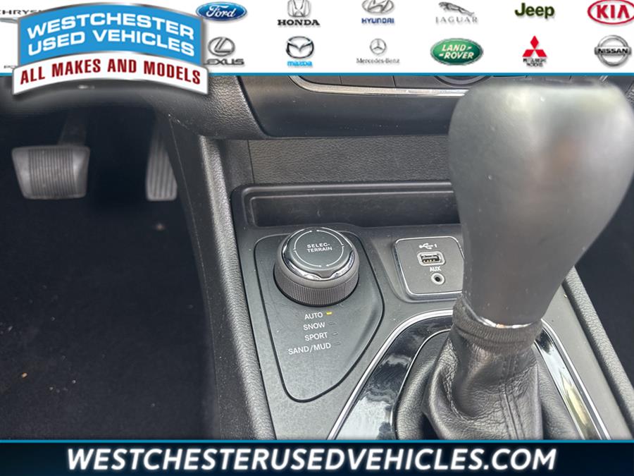 2021 Jeep Cherokee Limited, available for sale in White Plains, New York | Westchester Used Vehicles. White Plains, New York 2021 Jeep Cherokee Limited, available for sale in White Plains, New York | Westchester Used Vehicles. White Plains, New York
