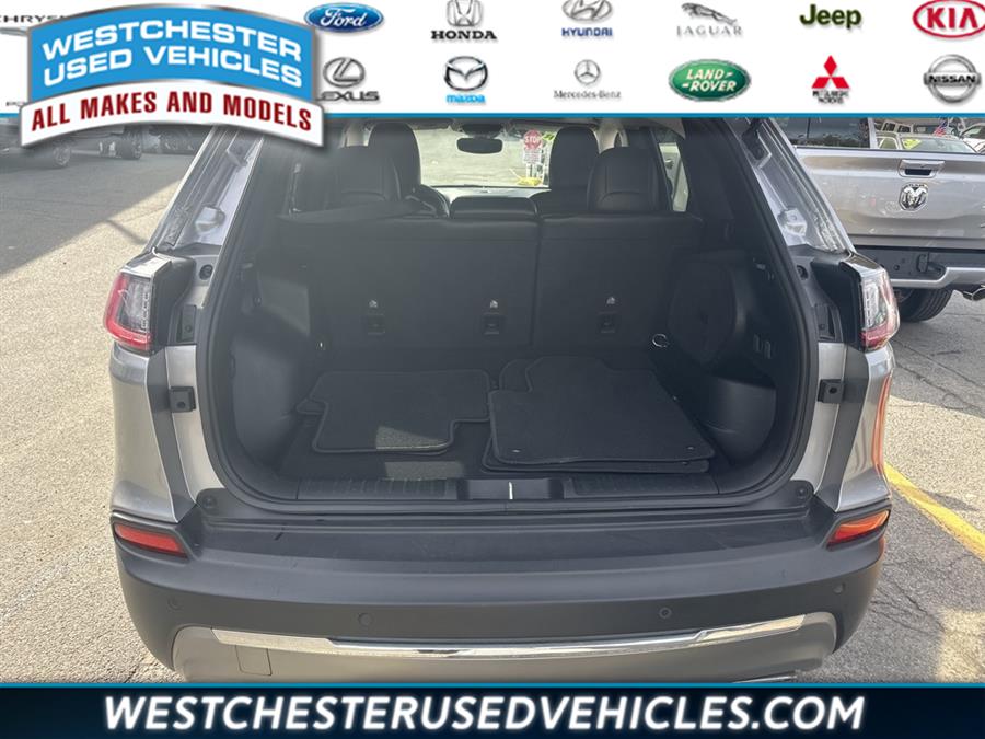 2021 Jeep Cherokee Limited, available for sale in White Plains, New York | Westchester Used Vehicles. White Plains, New York 2021 Jeep Cherokee Limited, available for sale in White Plains, New York | Westchester Used Vehicles. White Plains, New York