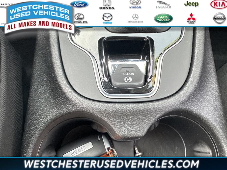 2021 Jeep Cherokee Limited, available for sale in White Plains, New York | Westchester Used Vehicles. White Plains, New York 2021 Jeep Cherokee Limited, available for sale in White Plains, New York | Westchester Used Vehicles. White Plains, New York