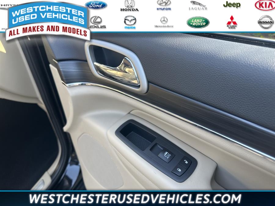 2020 Jeep Grand Cherokee Limited, available for sale in White Plains, New York | Westchester Used Vehicles. White Plains, New York 2020 Jeep Grand Cherokee Limited, available for sale in White Plains, New York | Westchester Used Vehicles. White Plains, New York