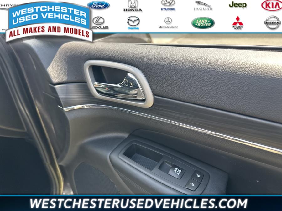 2020 Jeep Grand Cherokee Limited, available for sale in White Plains, New York | Westchester Used Vehicles. White Plains, New York 2020 Jeep Grand Cherokee Limited, available for sale in White Plains, New York | Westchester Used Vehicles. White Plains, New York