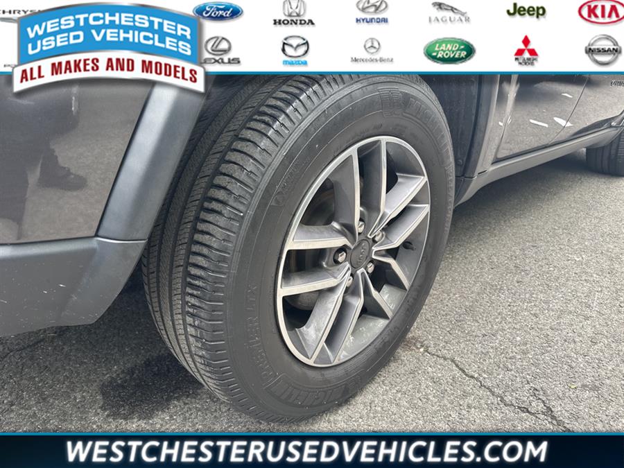 2020 Jeep Grand Cherokee Limited, available for sale in White Plains, New York | Westchester Used Vehicles. White Plains, New York 2020 Jeep Grand Cherokee Limited, available for sale in White Plains, New York | Westchester Used Vehicles. White Plains, New York
