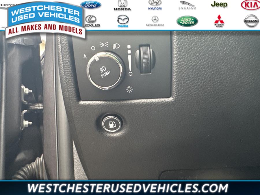 2020 Jeep Grand Cherokee Limited, available for sale in White Plains, New York | Westchester Used Vehicles. White Plains, New York 2020 Jeep Grand Cherokee Limited, available for sale in White Plains, New York | Westchester Used Vehicles. White Plains, New York