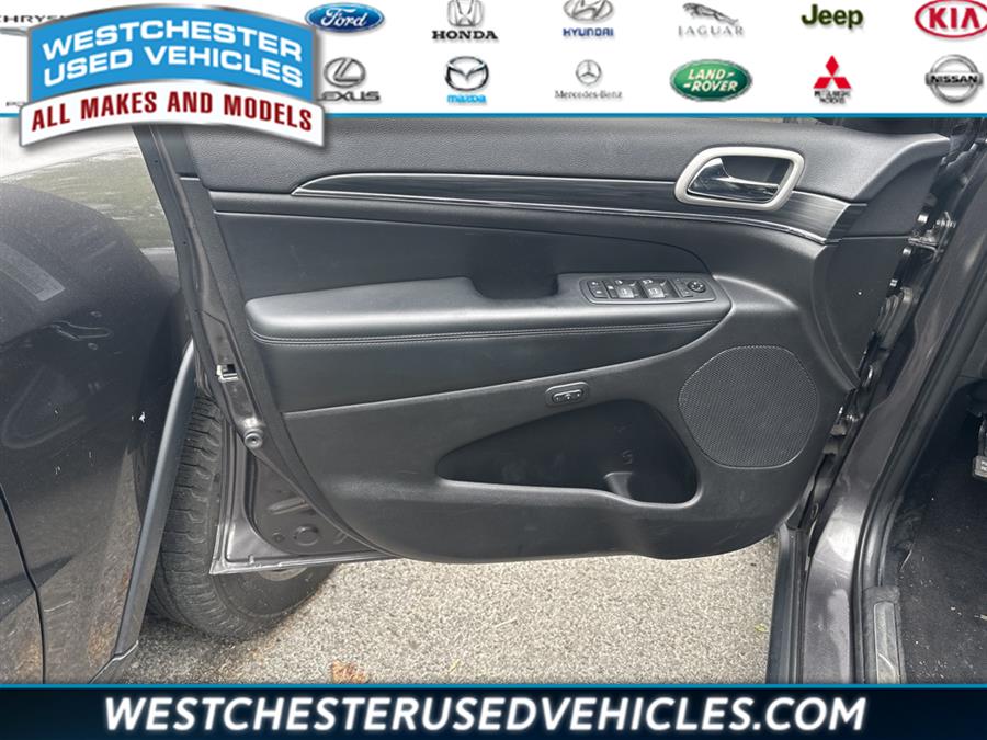 2020 Jeep Grand Cherokee Limited, available for sale in White Plains, New York | Westchester Used Vehicles. White Plains, New York 2020 Jeep Grand Cherokee Limited, available for sale in White Plains, New York | Westchester Used Vehicles. White Plains, New York
