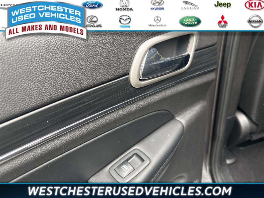 2020 Jeep Grand Cherokee Limited, available for sale in White Plains, New York | Westchester Used Vehicles. White Plains, New York 2020 Jeep Grand Cherokee Limited, available for sale in White Plains, New York | Westchester Used Vehicles. White Plains, New York