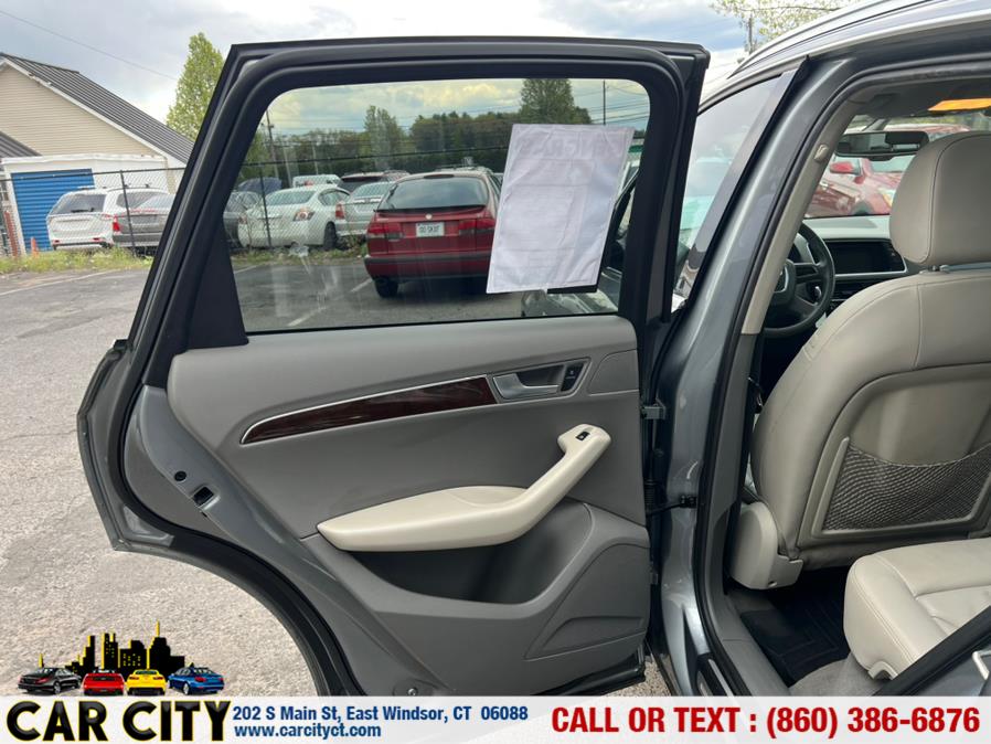 2011 Audi Q5 quattro 4dr 3.2L Premium Plus, available for sale in East Windsor, Connecticut | Car City LLC. East Windsor, Connecticut 2011 Audi Q5 quattro 4dr 3.2L Premium Plus, available for sale in East Windsor, Connecticut | Car City LLC. East Windsor, Connecticut