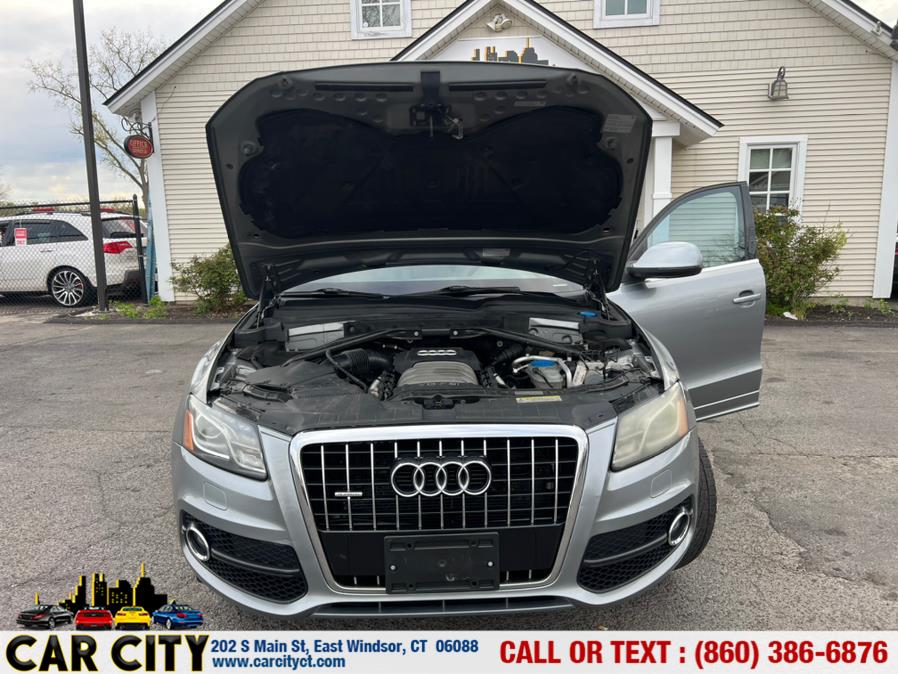 2011 Audi Q5 quattro 4dr 3.2L Premium Plus, available for sale in East Windsor, Connecticut | Car City LLC. East Windsor, Connecticut 2011 Audi Q5 quattro 4dr 3.2L Premium Plus, available for sale in East Windsor, Connecticut | Car City LLC. East Windsor, Connecticut